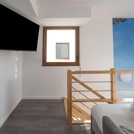 Modern -1br- 4p- * Montreuil (Seine-Saint-Denis)